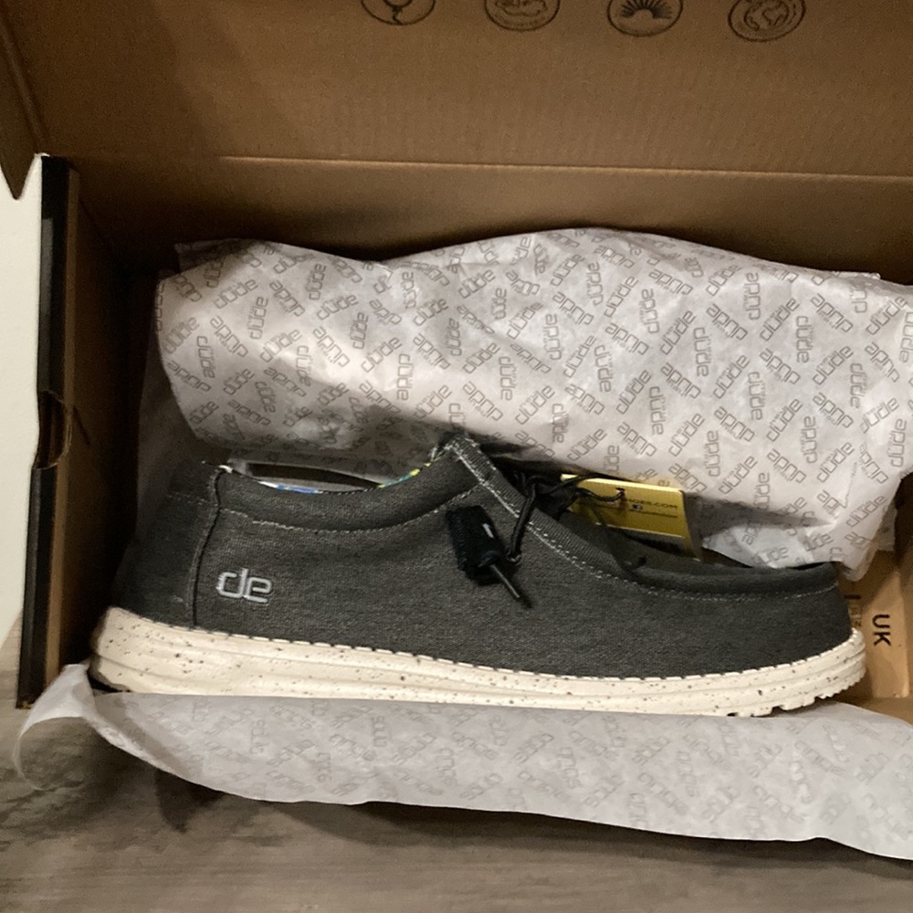 NIB MEN'S WALLY FUNK STRETCH BLACK HEY DUDES - Picture 11 of 13